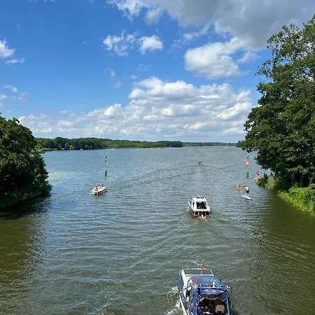 Vor Den Toren Berlins *